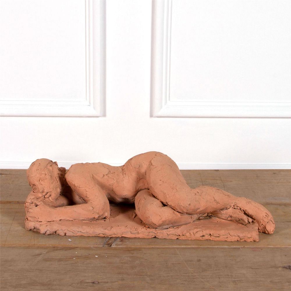 Reclining Female Nude Sculpture DA0961997