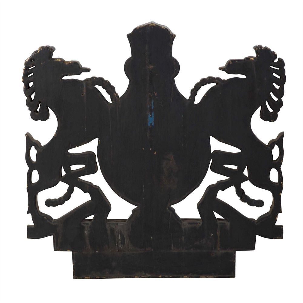 Country House Royal Coat of Arms DA0311695