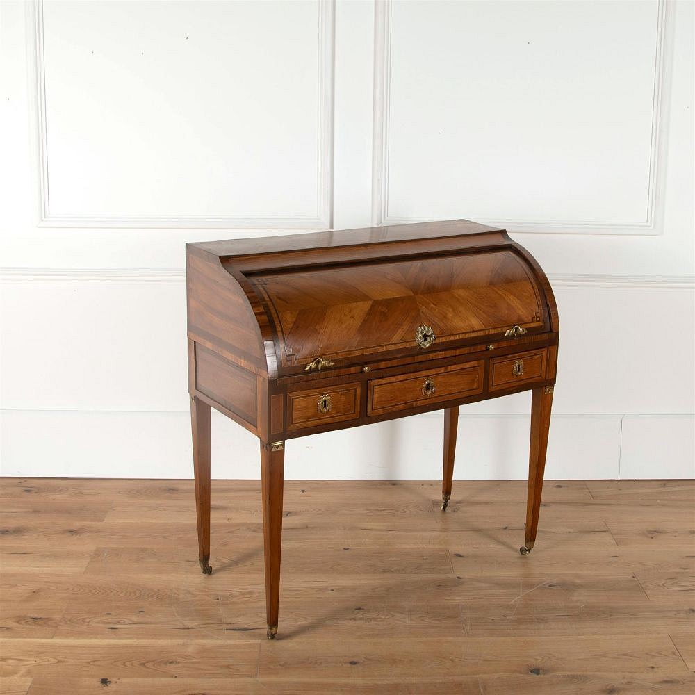 Veneered and Ormolu Cylinder Bureau DB4361625
