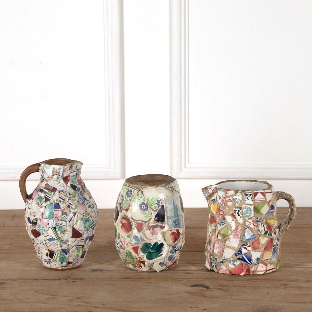 Set of Three Pique Assiette Jugs And Vases DA287369