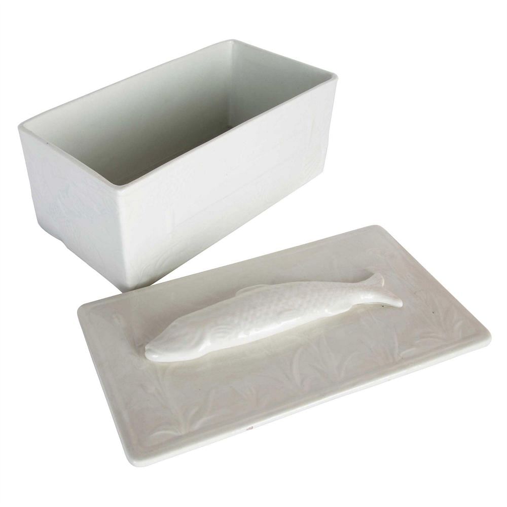 White Porcelain Fish Pate Tureen Lidded With Fish On Lid DA4458657