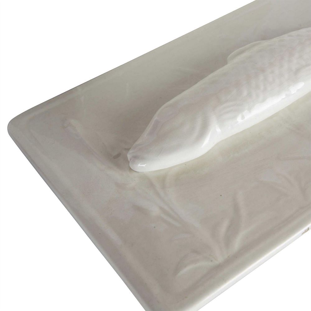 White Porcelain Fish Pate Tureen Lidded With Fish On Lid DA4458657