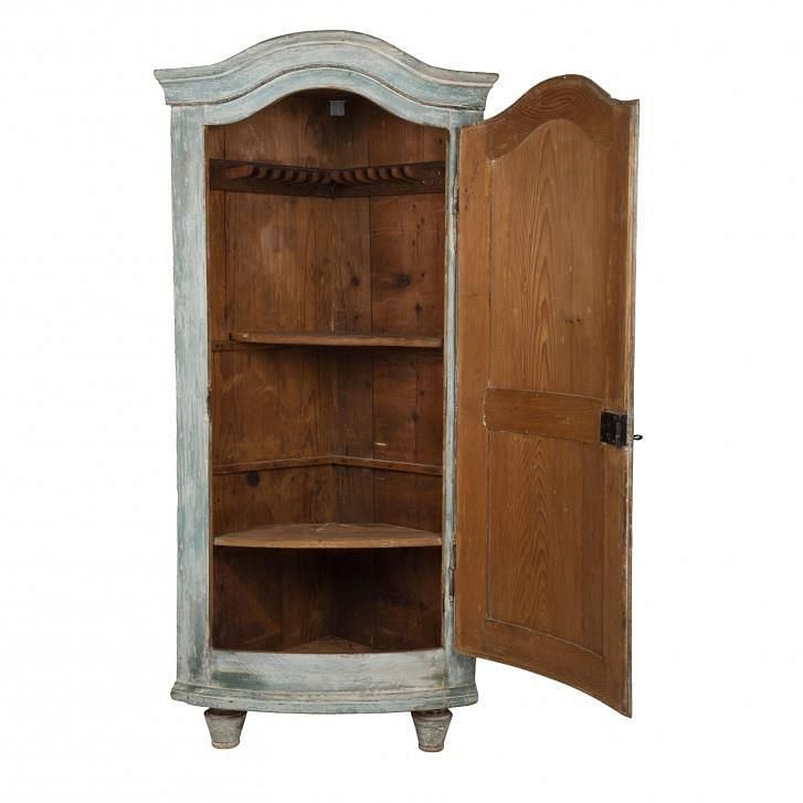 Bow Fronted Corner Cupboard CU011899