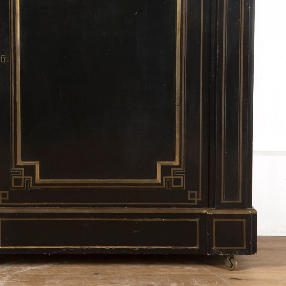Ebonised Pedestal Cabinet DA3611012