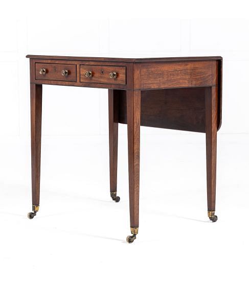 18th Century George III Mahogany Drop Flap Side Table