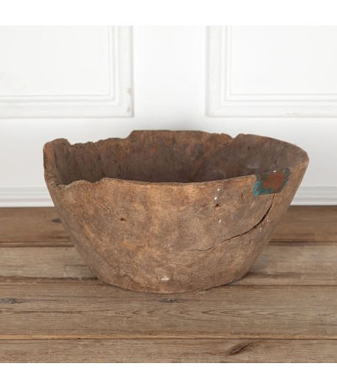 18th Century Primitive Burl Wood Carved Bowl