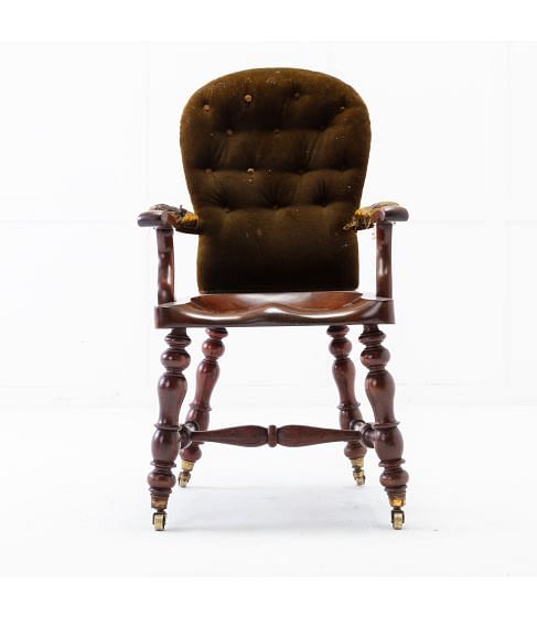 English 19th Century Mahogany Armchair