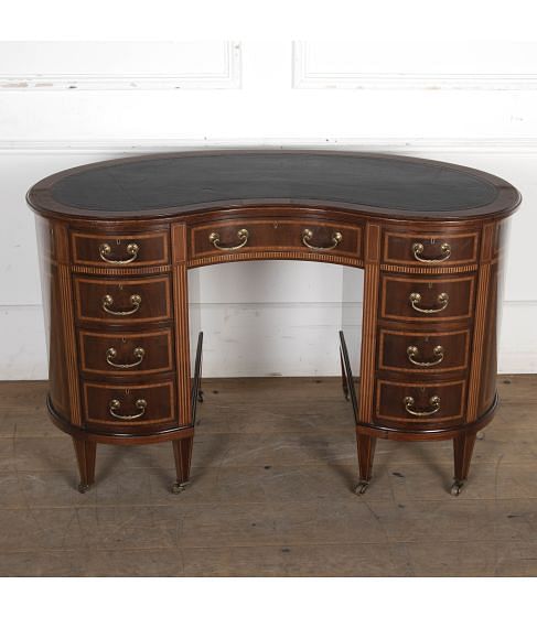 20th Century Edwardian Kidney Shaped Desk