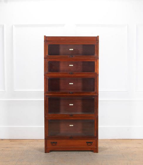 Globe Wernicke Bookcase Display Unit
