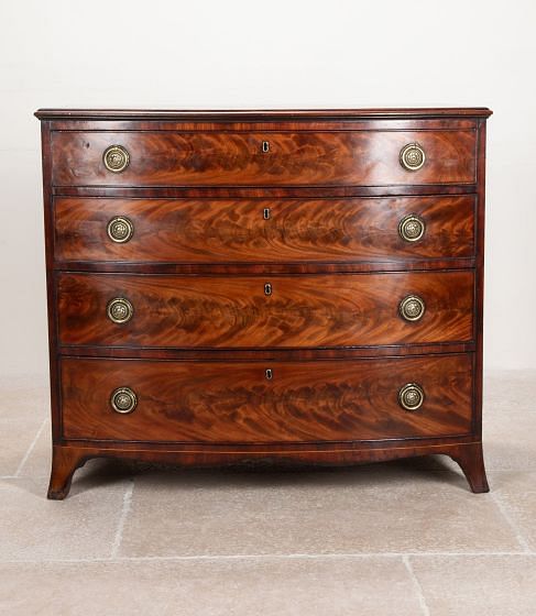 19th Century George III Mahogany Bow Fronted Chest of Drawers