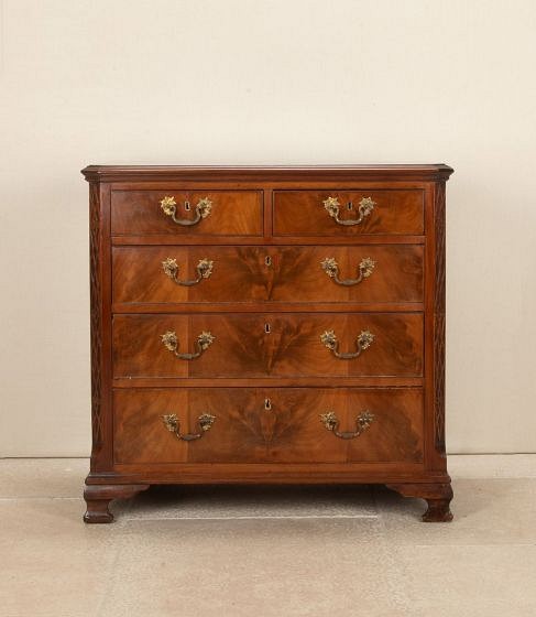 Georgian Mahogany Chest of Drawers