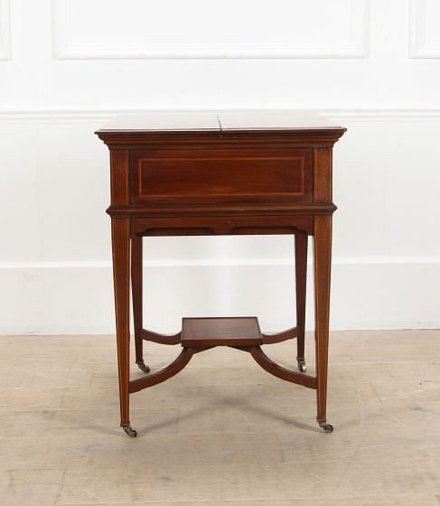 20th Century Regency Mappin Surprise Table