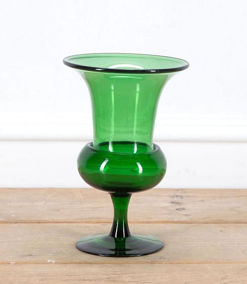 Large 20th Century Green Glass Medici Vase