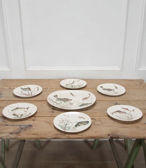 English 20th Century Set of Six Plates and One Platter