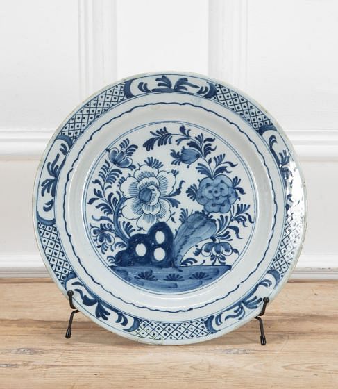 Large Late 18th Century English Delft Charger