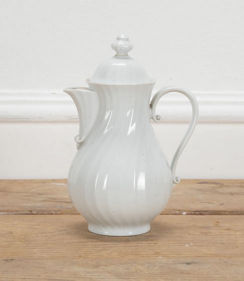 French White Cafetiere With Lid