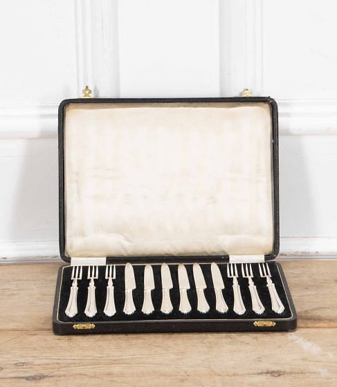 Smart Set of Art Deco Boxed Knives & Forks