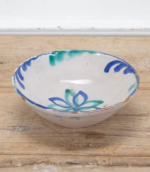 19th Century Spanish Hand Painted Fajalauza Bowl