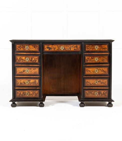 18th Century Italian Burr Mulberry Kneehole Desk