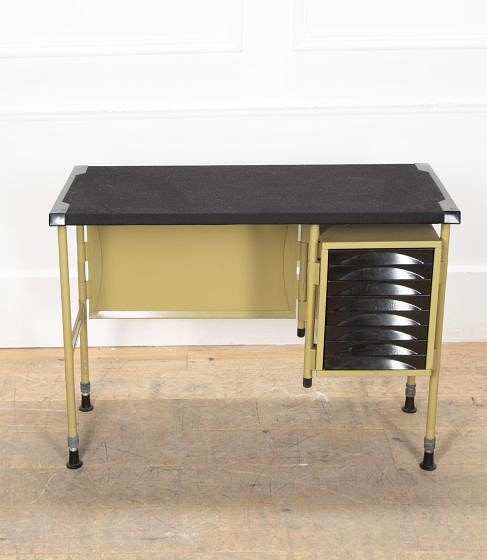 20th Century Italian Olivetti 'Spazio' Desk