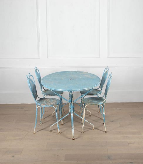 Large 1950s French Iron Garden Table and Four Chairs