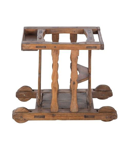 18th Century French Promenoir Roulant