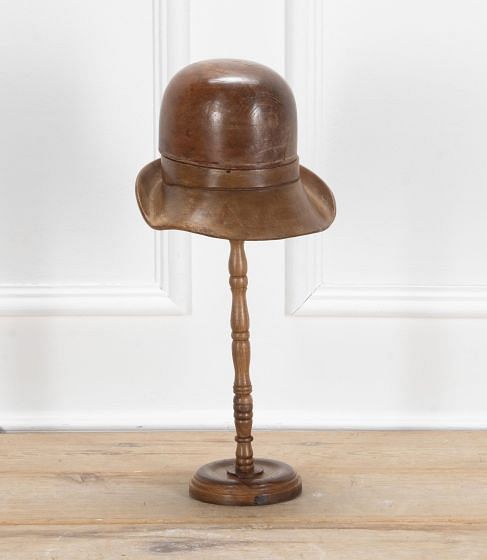 20th Century French Art Deco Period Ladies Hat Form