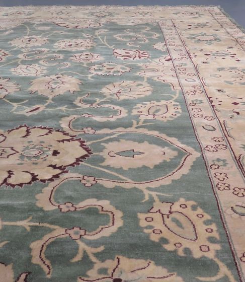 20th Century Ziegler Sultanabad Carpet