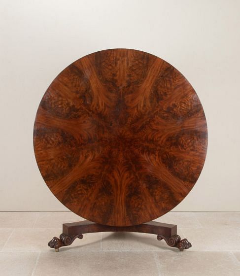 Early 19th Century English Regency Flame Mahogany Centre Table