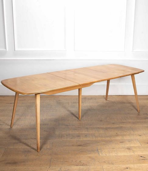 Mid-Century 'Grand Windsor 444' by Ercol Elm Extending Dining Table