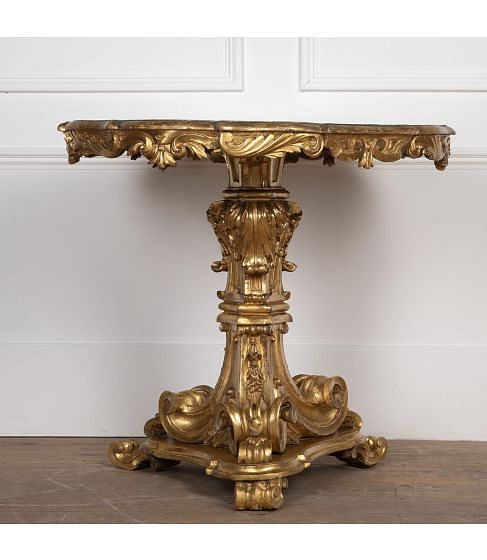19th Century Italian Giltwood Centre Table