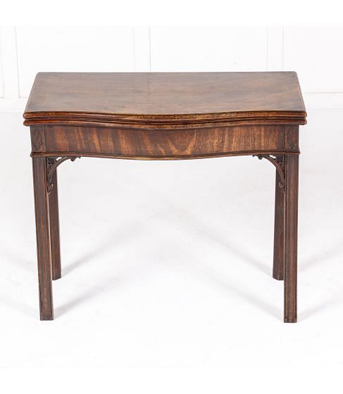 18th Century George III English Mahogany Serpentine Tea Table