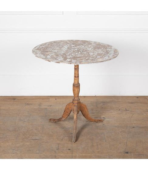19th Century Swedish Gustavian Painted Pedestal Table
