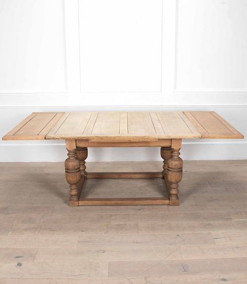 20th Century English Heals Style Oak Draw Leaf Dining Table