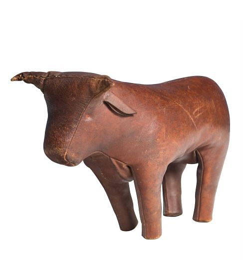 Bull Shaped Stool ST5556061