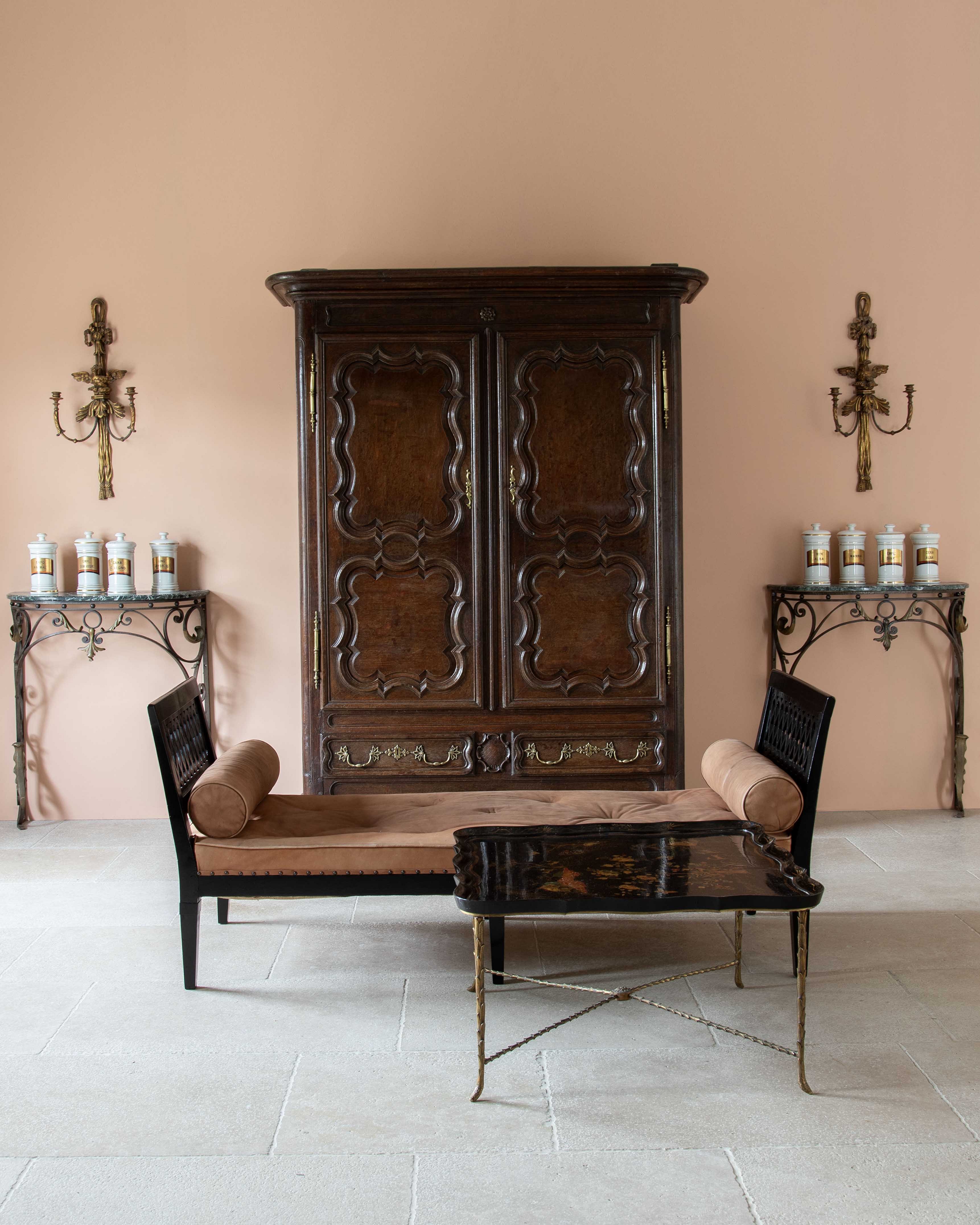 An antique garden table and chairs with garden accessories from our lookbook 'La Terrasse Du Jardin'.